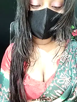 Idhika Paul online show from 11-02-25, 06:35