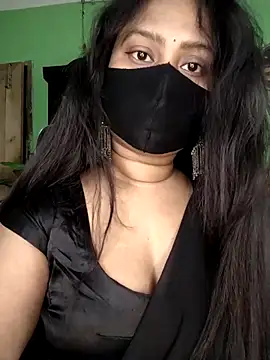 Idhika Paul online show from 04-03-26, 03:24