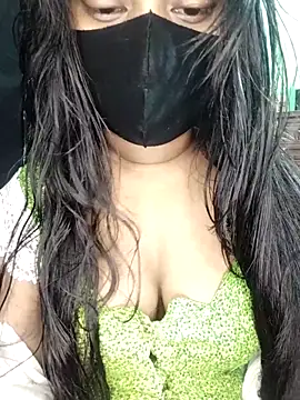 Idhika Paul online show from 10-31-25, 05:31