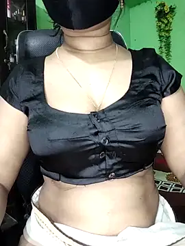 Snapshot of Idhika_Paul chatting on 04-24-26, 05:04 Idhika Paul online show from 04-24-26, 05:04