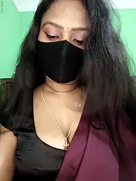 Idhika Paul online show from 03-17-26, 11:41