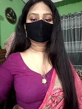 Snapshot of Idhika_Paul chatting on 04-28-26, 02:27 Idhika Paul online show from 04-28-26, 02:27