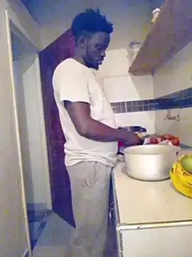 MaskedGQ online show from 10-13-25, 01:45