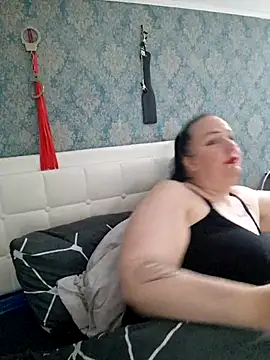 Snapshot of Black_Angel24 chatting on 02-06-26, 09:27 Black Angel24 online show from 02-06-26, 09:27