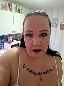 Snapshot of Black_Angel24 chatting on 11-13-25, 02:43 Black Angel24 online show from 11-13-25, 02:43