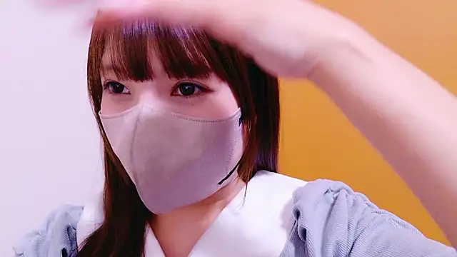 Snapshot of Naachan_ chatting on 05-18-26, 02:11 Naachan online show from 05-18-26, 02:11