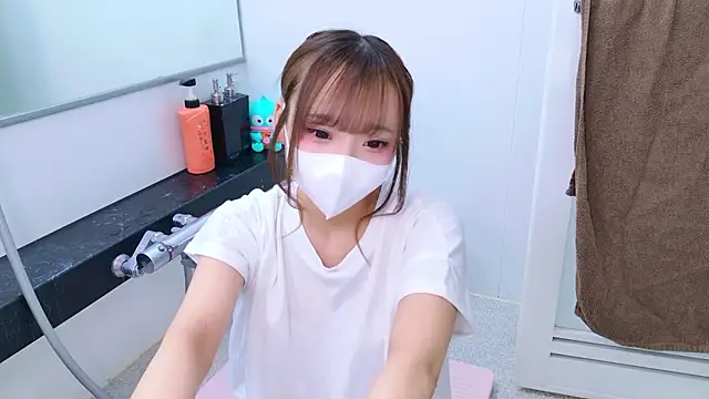 Snapshot of nyakotan chatting on 05-08-26, 12:20 nyakotan online show from 05-08-26, 12:20