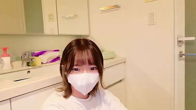 Snapshot of ranran_ch chatting on 10-13-25, 05:31 ranran ch online show from 10-13-25, 05:31