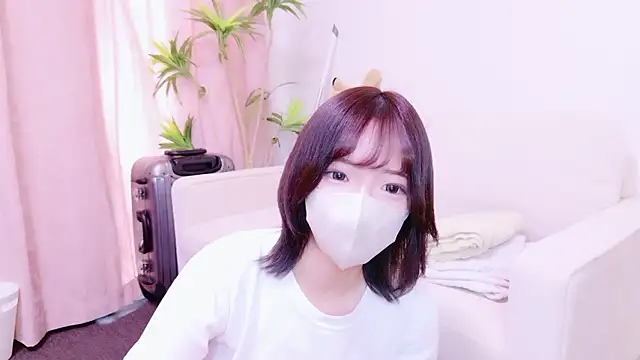 Snapshot of ranran_ch chatting on 11-02-25, 05:45 ranran ch online show from 11-02-25, 05:45