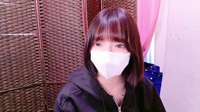 Snapshot of ranran_ch chatting on 04-22-26, 01:23 ranran ch online show from 04-22-26, 01:23