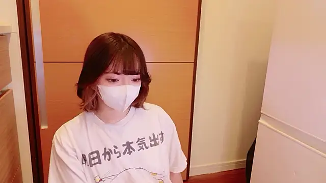 Snapshot of ranran_ch chatting on 05-12-26, 04:53 ranran ch online show from 05-12-26, 04:53