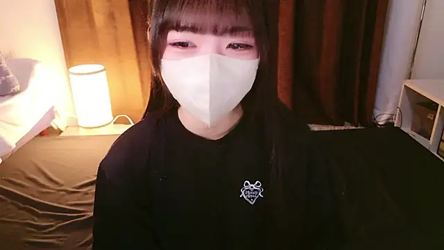 Snapshot of siorin_18 chatting on 04-29-26, 12:53 siorin 18 online show from 04-29-26, 12:53