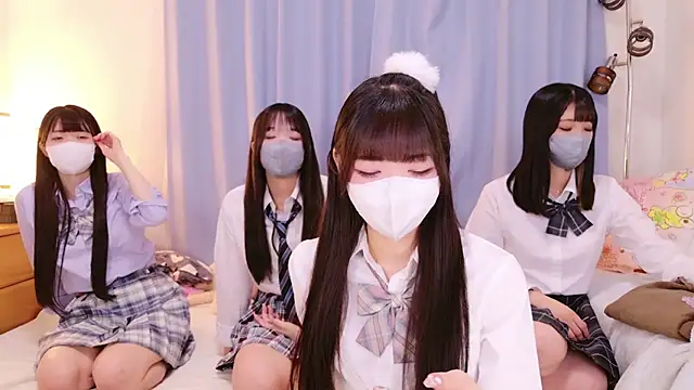 Snapshot of siorin_18 chatting on 05-12-26, 01:17 siorin 18 online show from 05-12-26, 01:17