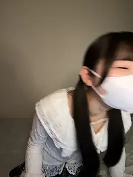 siorin 18 online show from 04-12-26, 01:47