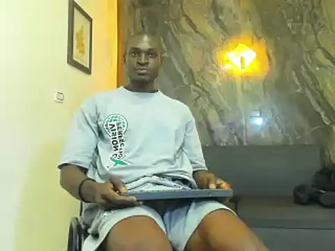 Snapshot of Terrance_z chatting on 03-09-25, 07:15 Terrance z online show from 03-09-25, 07:15