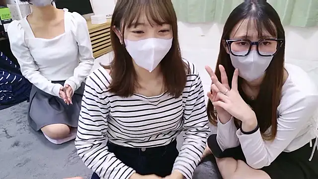 Snapshot of honopisu_jp chatting on 10-22-25, 12:26 honopisu jp online show from 10-22-25, 12:26