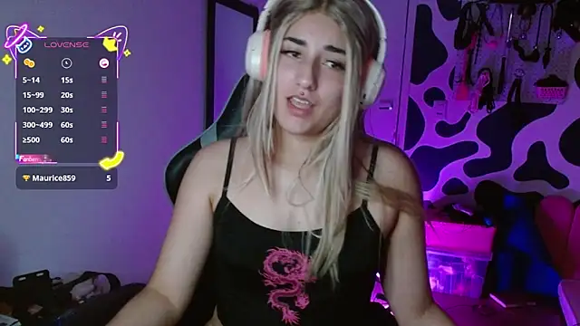 Snapshot of hi_elora chatting on 03-22-26, 03:54 hi elora online show from 03-22-26, 03:54