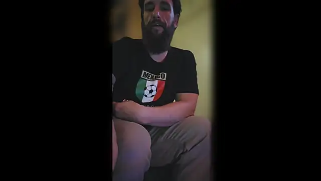 Armyexhibitionistvet online show from 10-07-25, 09:32