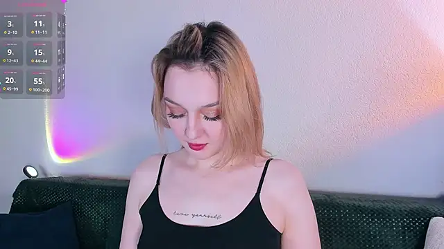 CrystalRey online show from 02-08-26, 07:28