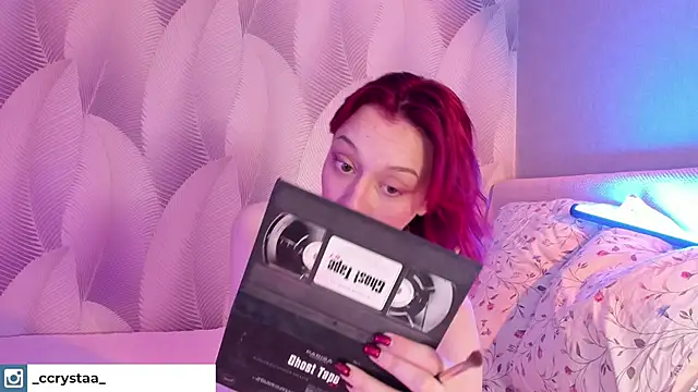 Snapshot of CrystalRey chatting on 03-14-25, 05:05 CrystalRey online show from 03-14-25, 05:05