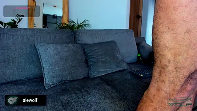 Snapshot of alex_wolf_ chatting on 02-25-26, 10:20 alex wolf online show from 02-25-26, 10:20