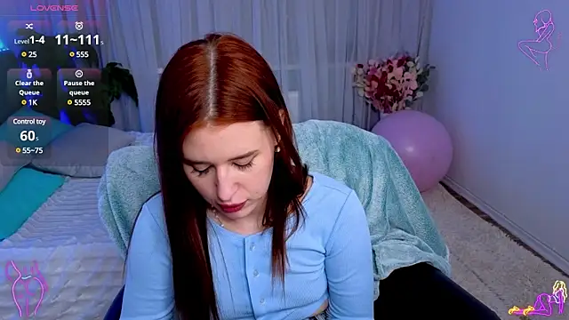 Snapshot of Milkissss chatting on 03-16-25, 08:10 Milkissss online show from 03-16-25, 08:10