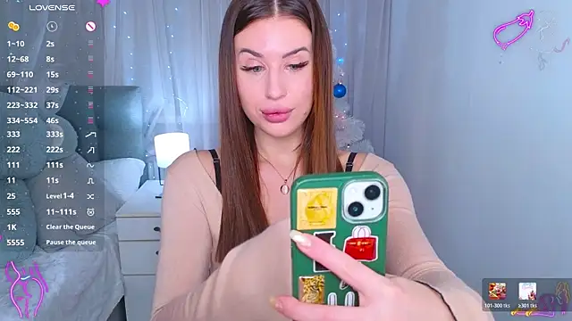 Milkissss online show from 01-11-26, 04:08