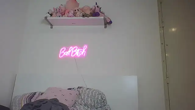 Icy  Diamond online show from 11-07-25, 07:51