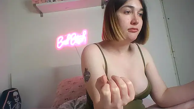 Icy  Diamond online show from 04-10-26, 08:16