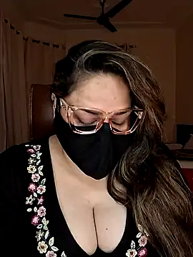 SEXY-Sardarni online show from 02-10-25, 03:32