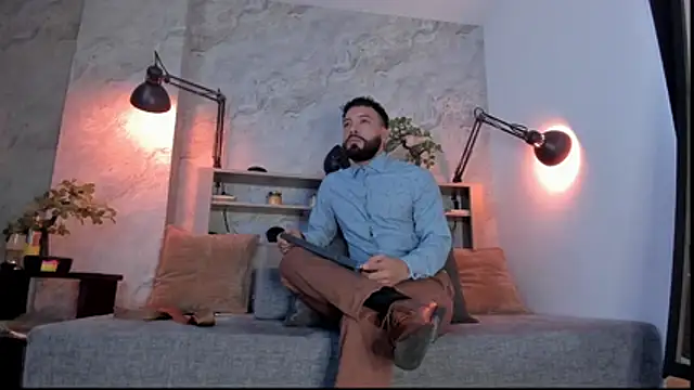 bruno woods online show from 12-18-25, 12:09