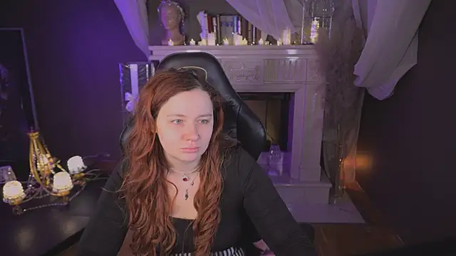 Snapshot of carolina_elf chatting on 11-26-25, 12:27 carolina elf online show from 11-26-25, 12:27