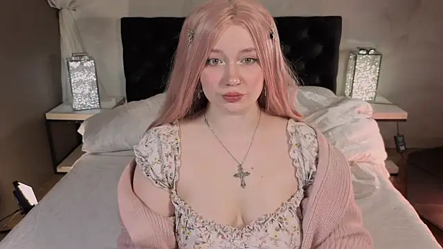 carolina elf online show from 04-02-26, 05:36