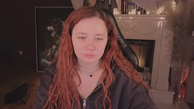 Snapshot of carolina_elf chatting on 11-08-25, 12:31 carolina elf online show from 11-08-25, 12:31