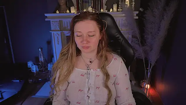 carolina elf online show from 01-17-26, 05:33