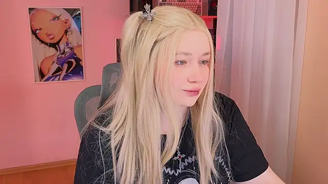 carolina elf online show from 04-08-26, 05:31