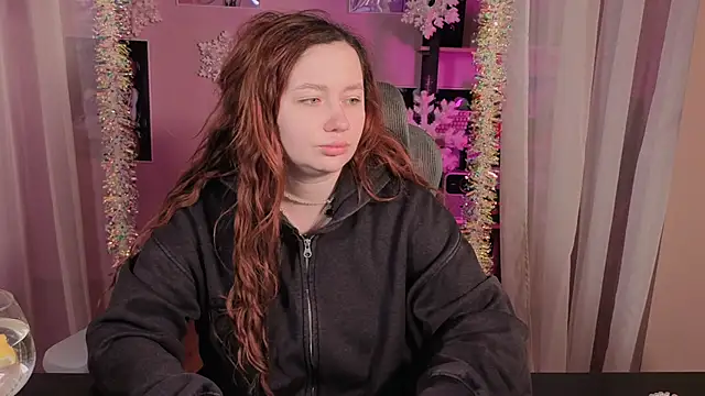 Snapshot of carolina_elf chatting on 01-06-26, 06:06 carolina elf online show from 01-06-26, 06:06