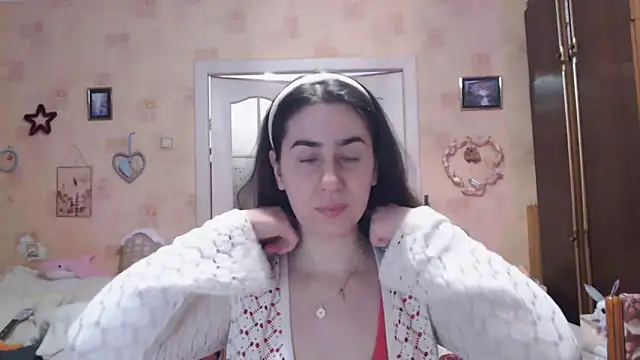 INELIKA online show from 11-16-25, 04:12