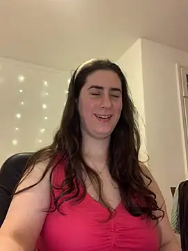 Snapshot of INELIKA chatting on 03-28-26, 10:55 INELIKA online show from 03-28-26, 10:55