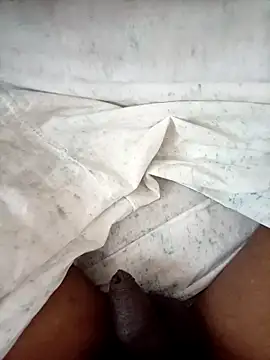 Snapshot of slchiku chatting on 10-14-25, 02:34 slchiku online show from 10-14-25, 02:34