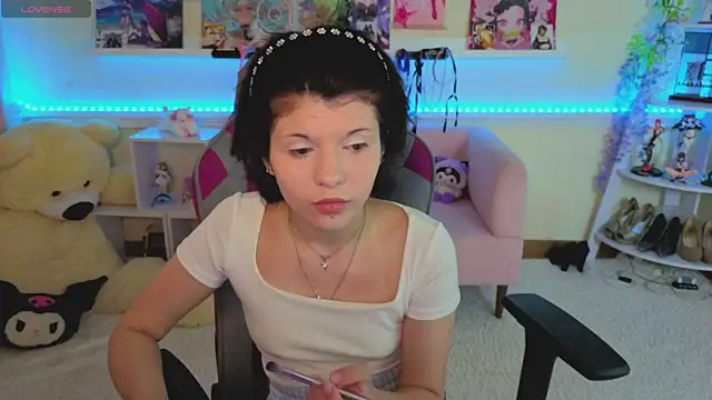 Snapshot of Katya_Zaitseva chatting on 06-11-26, 12:35 Katya Zaitseva online show from 06-11-26, 12:35