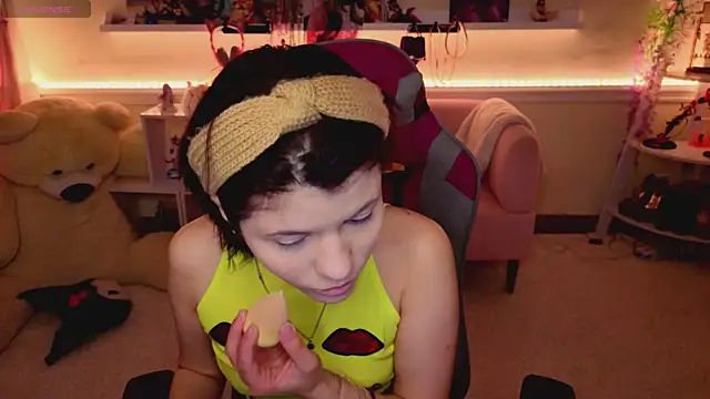 Snapshot of Katya_Zaitseva chatting on 04-23-26, 12:29 Katya Zaitseva online show from 04-23-26, 12:29