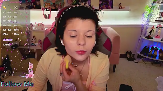 Snapshot of Katya_Zaitseva chatting on 05-15-26, 12:25 Katya Zaitseva online show from 05-15-26, 12:25