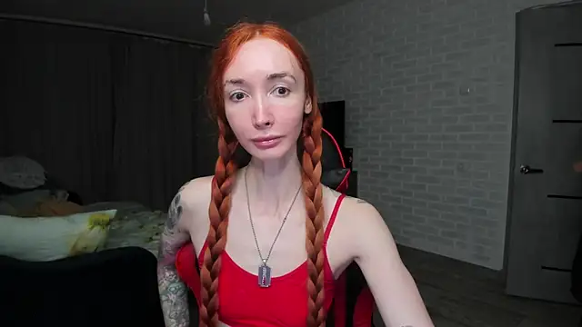 Roxy Silver online show from 11-10-25, 04:12