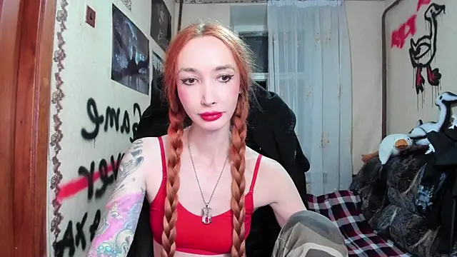 Snapshot of Roxy_Silver chatting on 09-16-25, 08:54 Roxy Silver online show from 09-16-25, 08:54