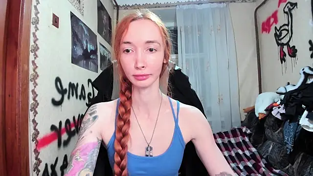 Roxy Silver online show from 12-17-25, 08:58