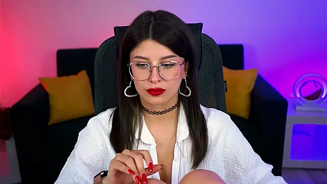 Snapshot of NicoleMun chatting on 03-22-25, 11:32 NicoleMun online show from 03-22-25, 11:32