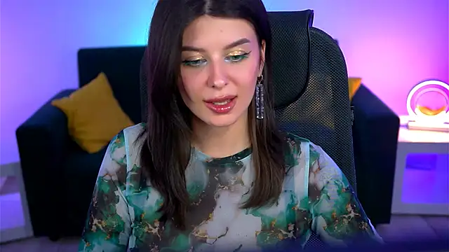 Snapshot of NicoleMun chatting on 03-04-25, 09:00 NicoleMun online show from 03-04-25, 09:00