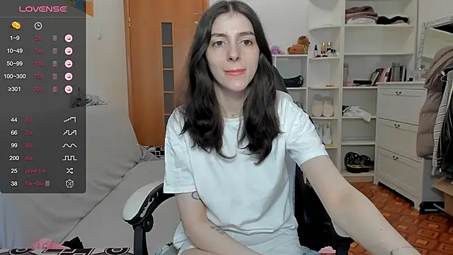 Snapshot of broosnica1 chatting on 05-01-26, 08:30 broosnica1 online show from 05-01-26, 08:30