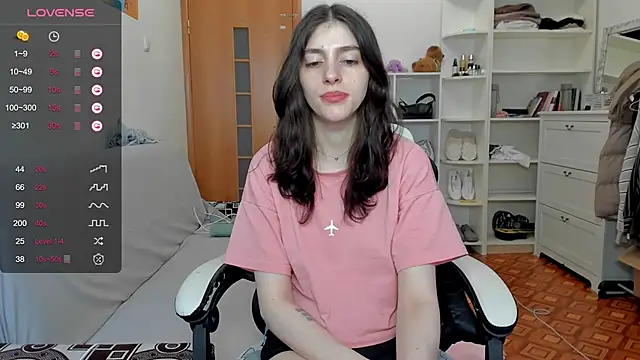 Snapshot of broosnica1 chatting on 04-30-26, 07:48 broosnica1 online show from 04-30-26, 07:48